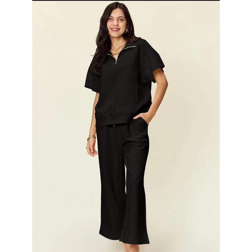 New. Adorable Textured Black Two-Piece Lounge Set